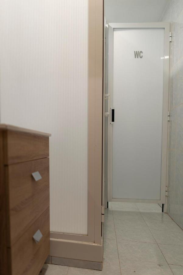 Hostal Santa Cruz سانتياغو دي كومبوستيلا المظهر الخارجي الصورة