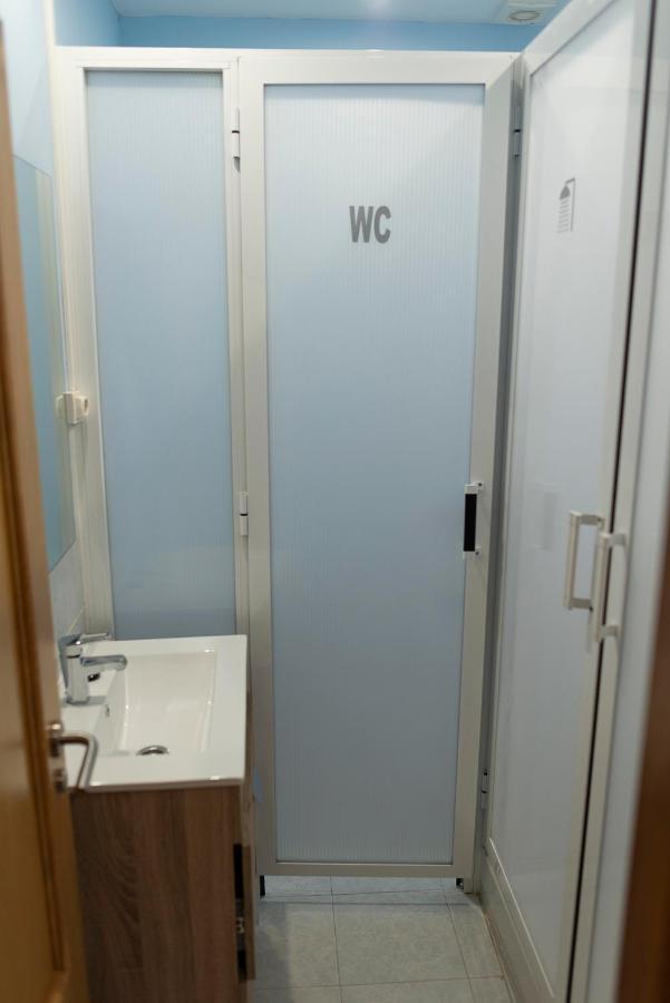 Hostal Santa Cruz سانتياغو دي كومبوستيلا المظهر الخارجي الصورة