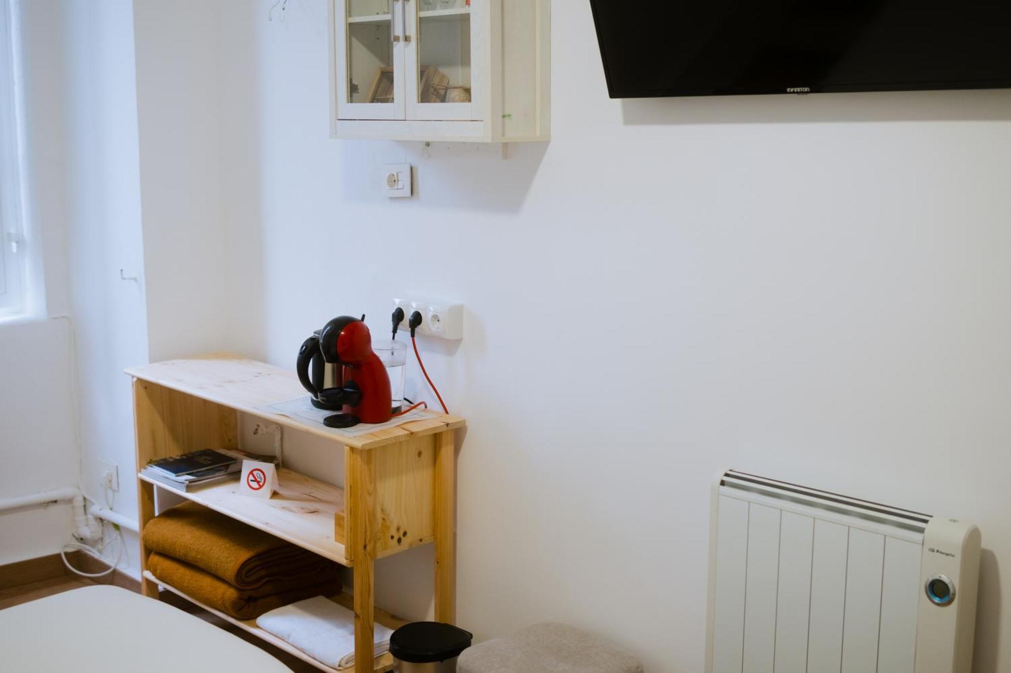 Hostal Santa Cruz سانتياغو دي كومبوستيلا المظهر الخارجي الصورة